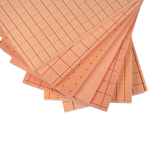 UNION P100 PVCフォームシート 溝と穴付き - 樹脂注入用に最適化