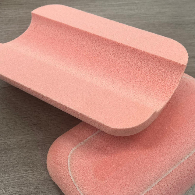 Blocs de mousse de flottaison StruCell&reg; usin&eacute;s CNC sur mesure avec structure &agrave; cellules ferm&eacute;es pour une flottabilit&eacute; &eacute;lev&eacute;e dans les applications industrie marine